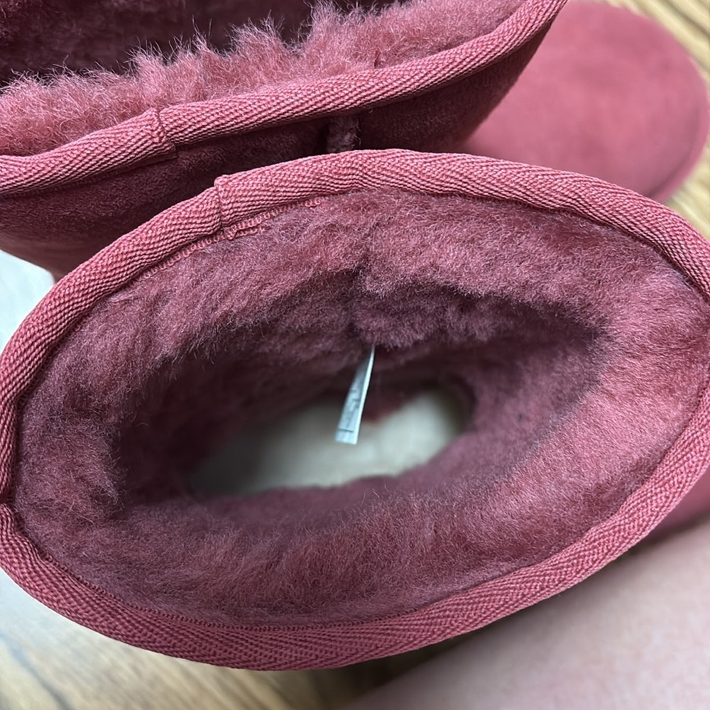 Classic Short UGG - Picture 7 of 10